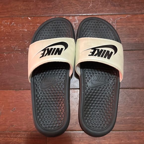 Nike Shoes - Nike Benassi JDI slides